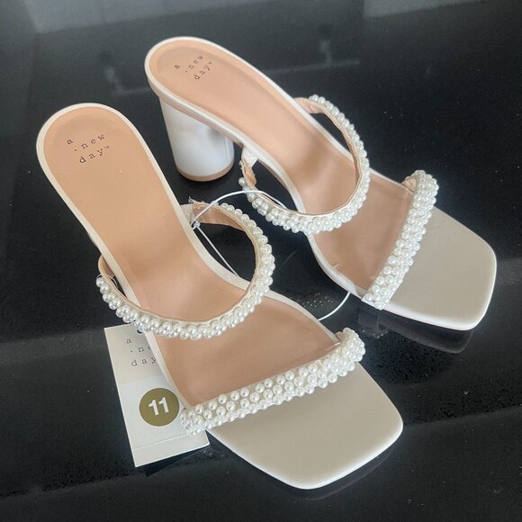 NWT A New Day Pearl Two-Strap Block Heels - Picture 1 of 5
